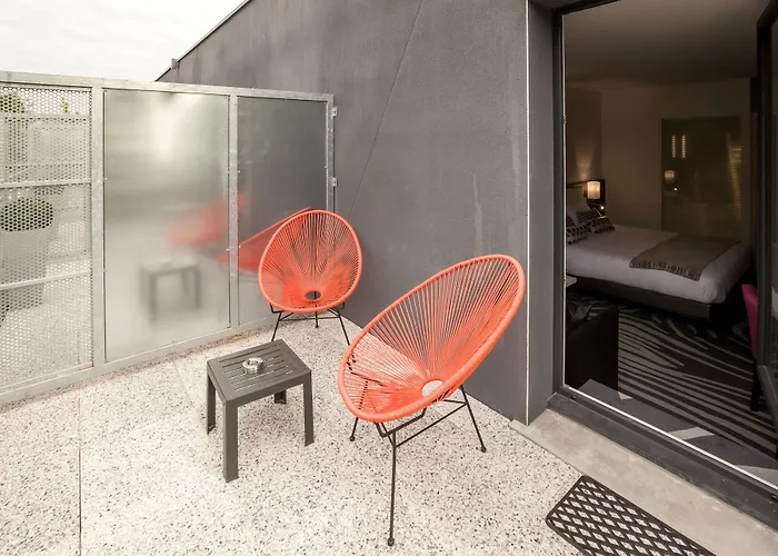 Logis Hotel Restaurant & Spa Au Comte D'Ornon